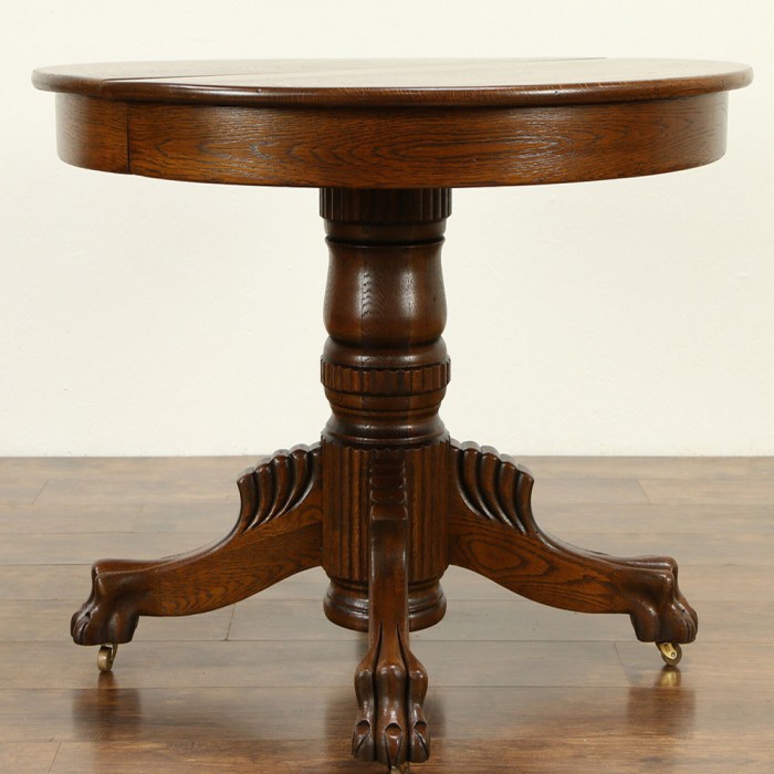 Round 42" Oak Antique Dining Table